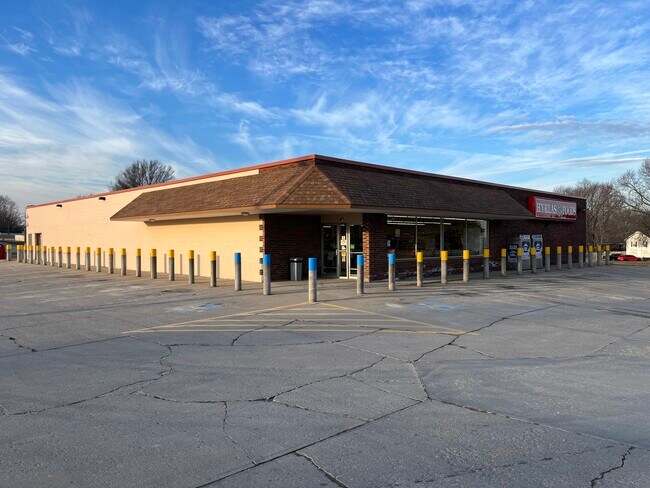 More details for Hy Klas Grocery Store Portfolio – Retail for Sale