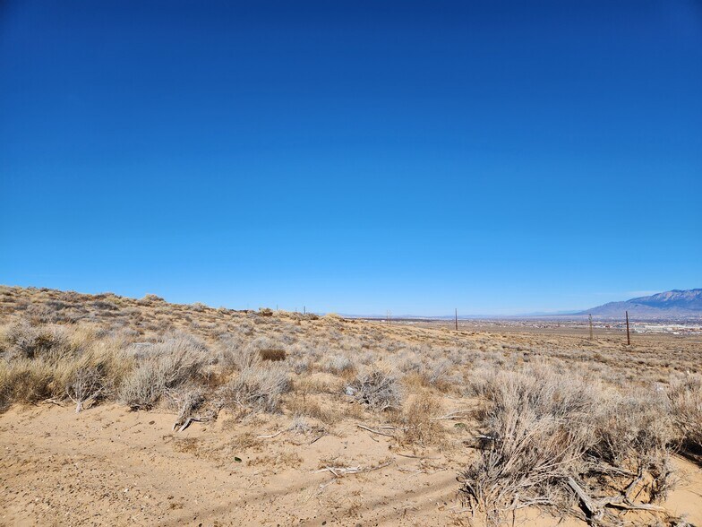 Central Avenue Northwest, Albuquerque, NM à louer - Photo du bâtiment - Image 2 de 5
