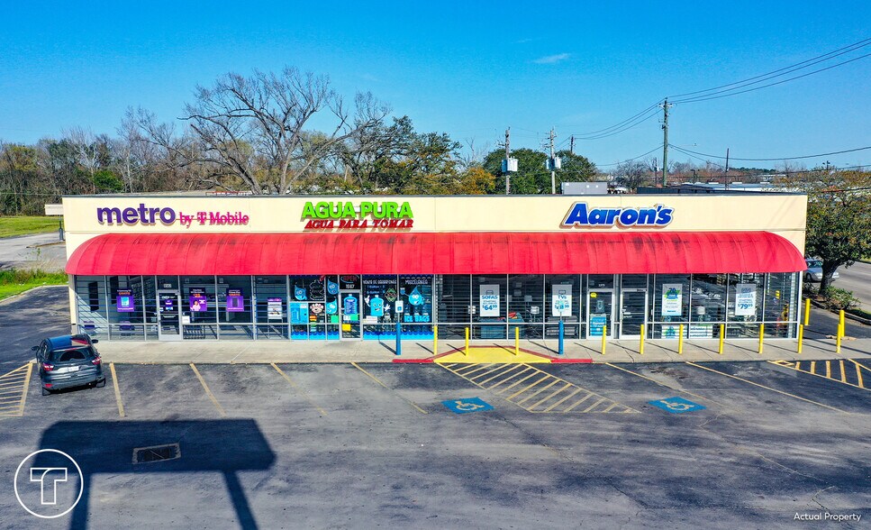 1563-1575 Little York Rd, Houston, TX à vendre - Photo du bâtiment - Image 2 de 8