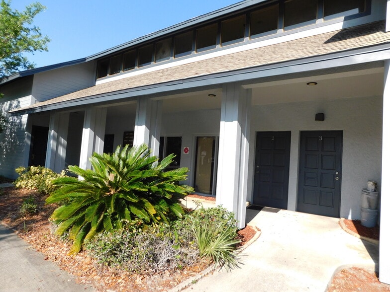 5205 Babcock St NE, Palm Bay, FL à louer - Photo du bâtiment - Image 2 de 7