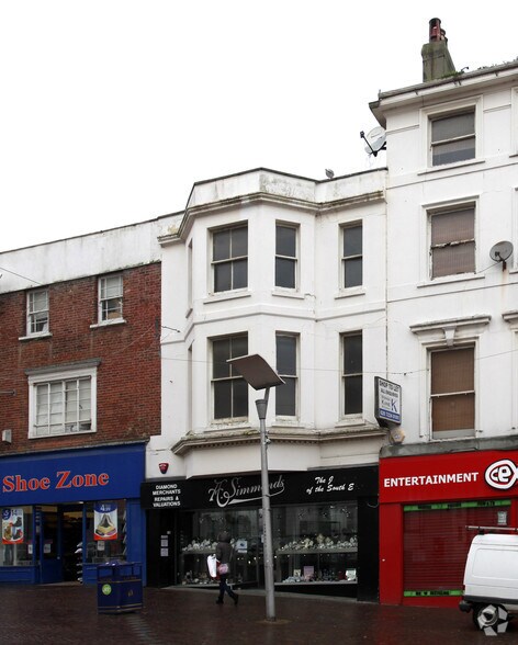 34 Sandgate Rd, Folkestone à vendre - Photo du bâtiment - Image 2 de 4