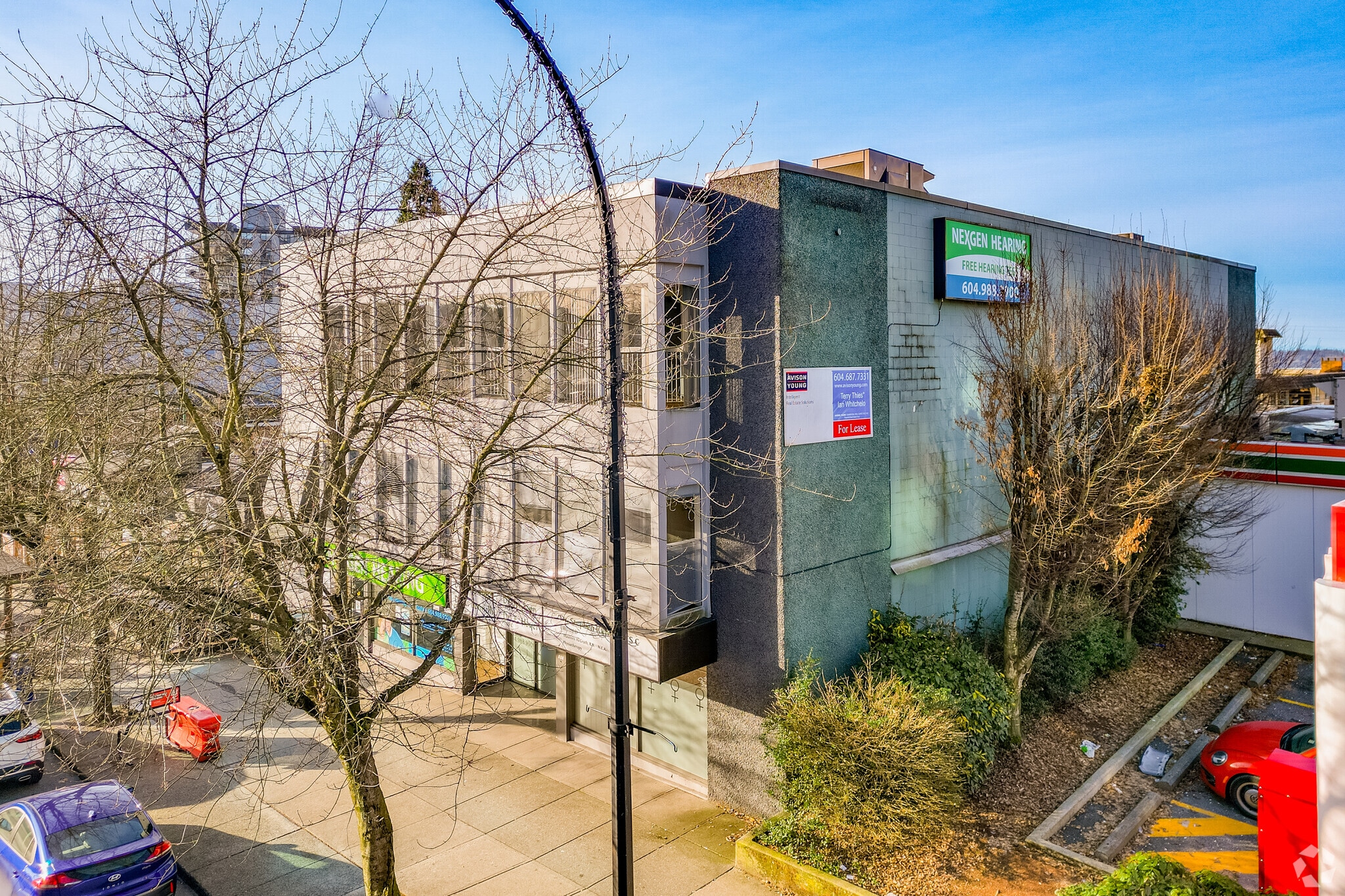 1221 Lonsdale Ave, North Vancouver, BC for lease Building Photo- Image 1 of 6