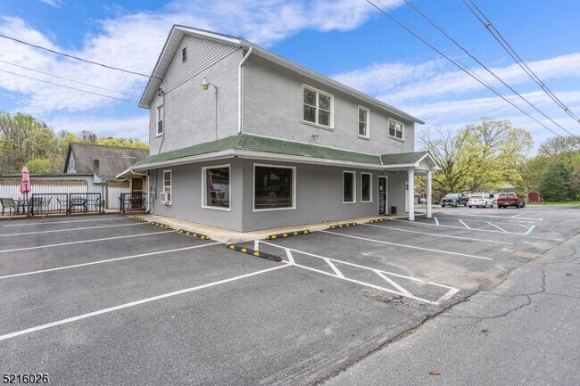Plus de détails pour 489 U.S. 46, Oxford, NJ - Commerce de détail à louer