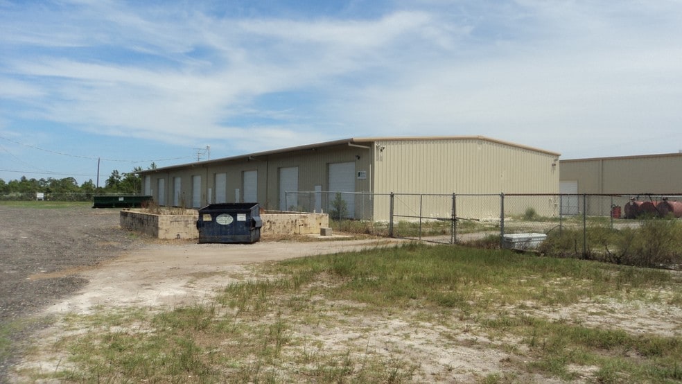 3855 65th St, Vero Beach, FL à vendre - Photo du bâtiment - Image 2 de 9