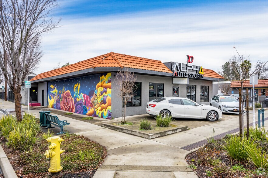 228 Riverside Ave, Roseville, CA à vendre - Photo principale - Image 1 de 5