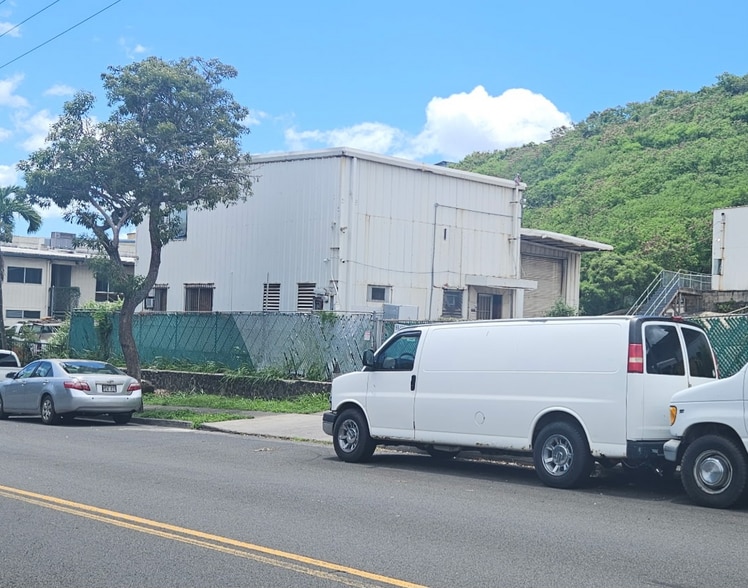99-1076 Iwaena St, Aiea, HI for sale - Building Photo - Image 3 of 5