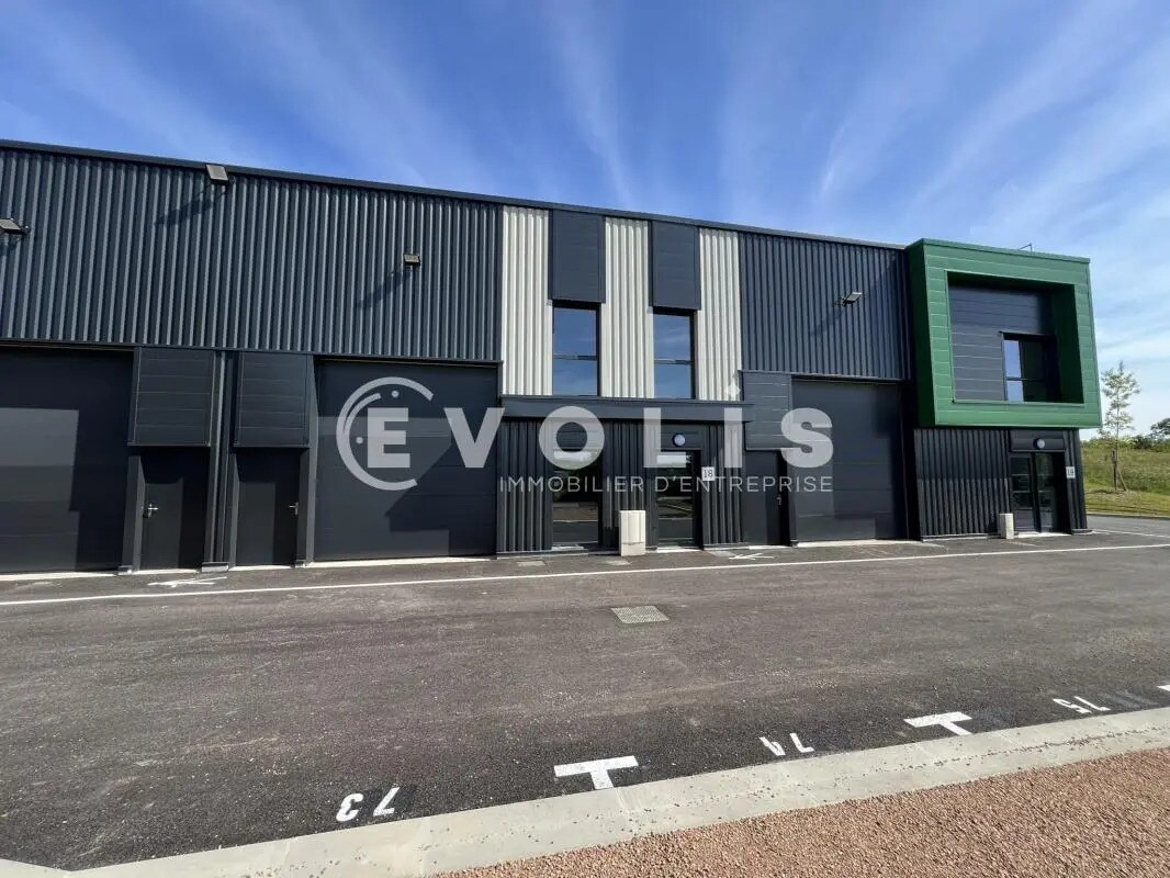 67 Bis Rue Des Aubépines, Villette-d'Anthon for lease Building Photo- Image 1 of 16