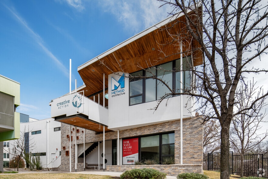 2921 E 17th St, Austin, TX for lease - Building Photo - Image 2 of 26