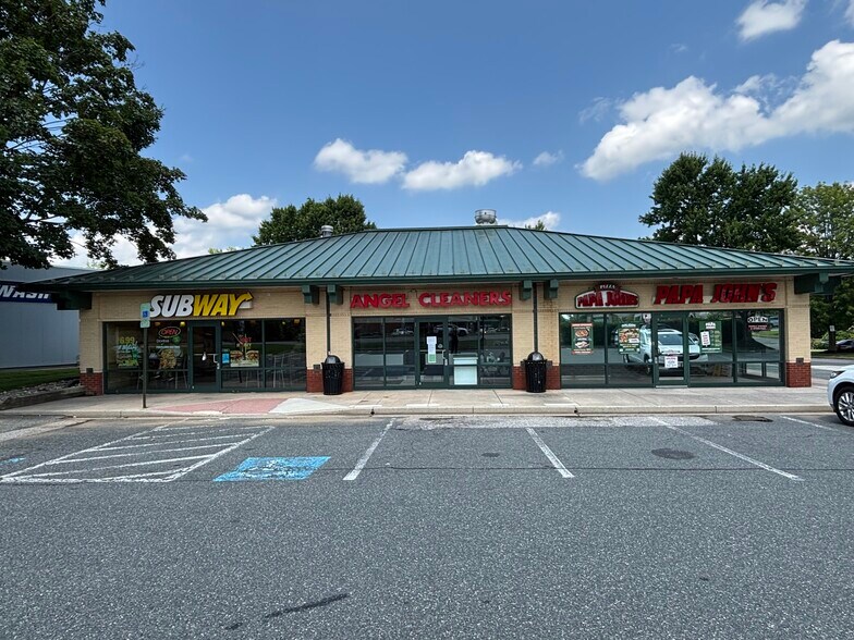 2017 Rock Spring Rd, Forest Hill, MD à louer - Photo du bâtiment - Image 2 de 3