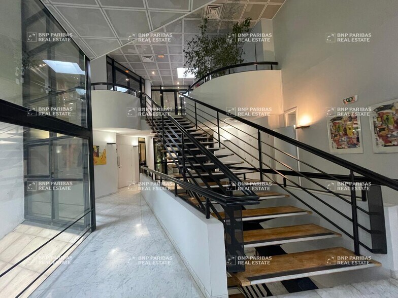 Office in Montpellier for lease - Interior Photo - Image 3 of 10