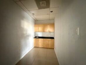 2230-2260 Fm-1092, Missouri City, TX for lease Interior Photo- Image 2 of 9