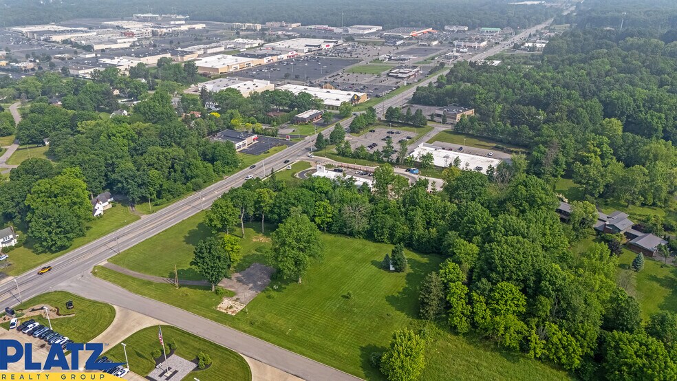 2565 Niles Cortland Road Southeast, Warren, OH à vendre - Photo du bâtiment - Image 2 de 4