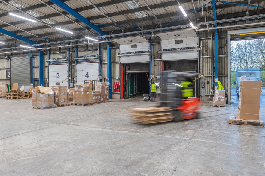 First Ave, Portbury for lease - Interior Photo - Image 3 of 6