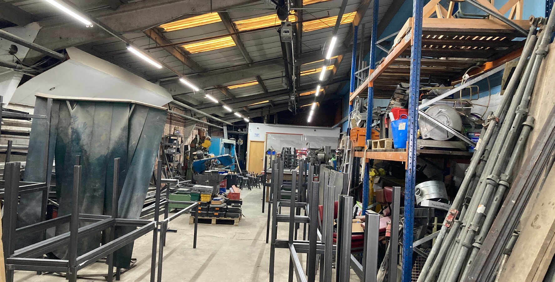 Stamford, Sheffield, SYK S9 2TX - Unit Kayedee -  - Interior Photo - Image 2 of 11