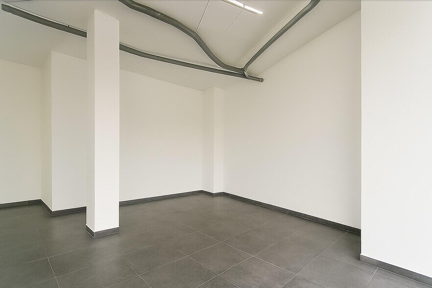 Retail in Paterna for sale - Building Photo - Image 3 of 7