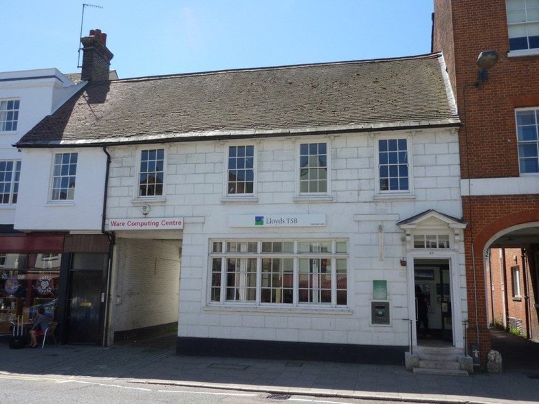 27-29 High Street, Ware, SG12 9BQ portfolio of 2 properties for sale on LoopNet.ca - Primary Photo - Image 2 of 2