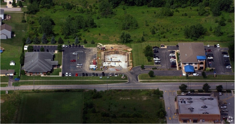 1541 S Court St, Crown Point, IN for lease - Aerial - Image 3 of 10