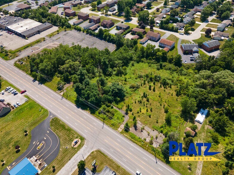 8524 Market St, Boardman, OH à vendre - Photo du bâtiment - Image 2 de 5