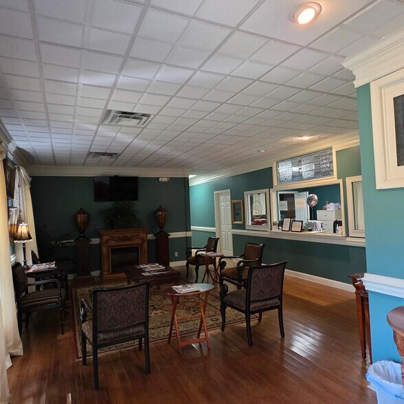 2858 Remington Green Cir, Tallahassee, FL à vendre - Hall d’entrée - Image 3 de 6