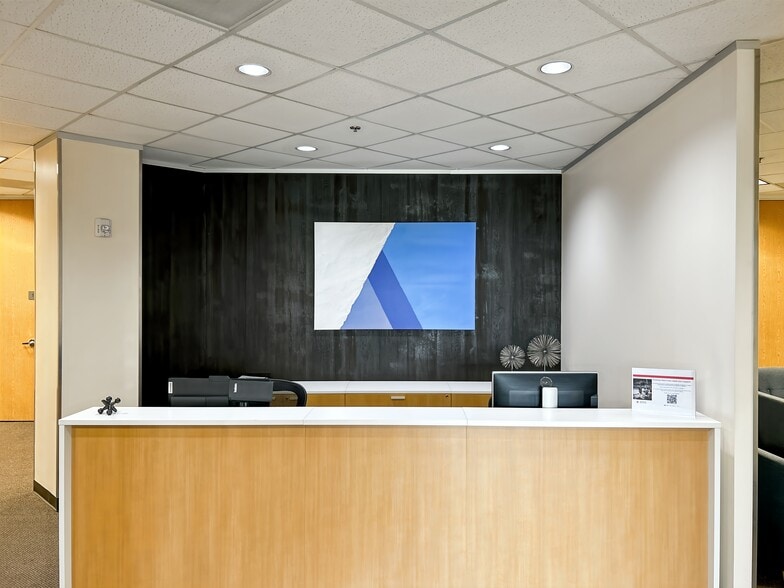 1400 Broadfield Blvd, Houston, TX for lease - Building Photo - Image 3 of 21
