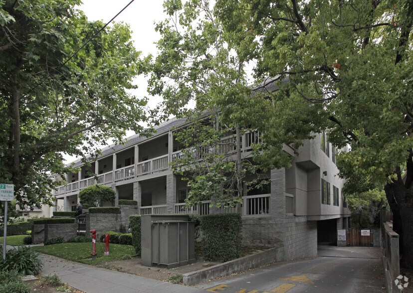 1220-1244 University Dr, Menlo Park, CA à louer - Photo du bâtiment - Image 2 de 38