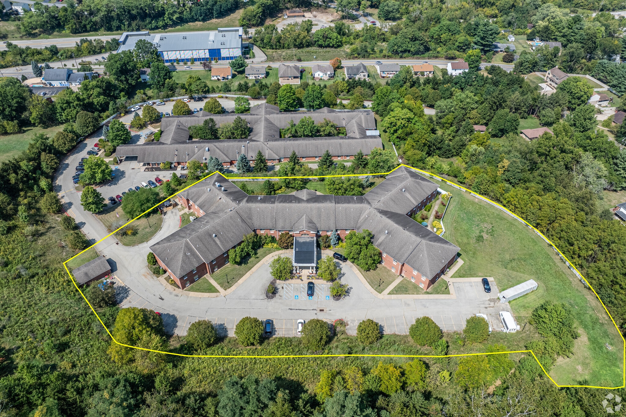 200 Tandem Village Rd, Canonsburg, PA for sale Primary Photo- Image 1 of 19