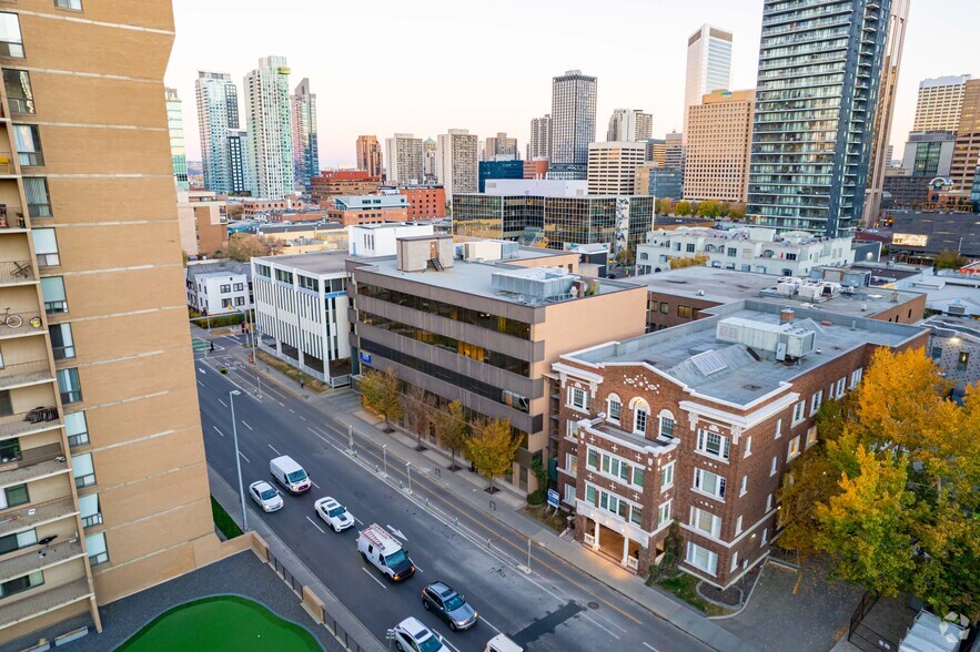 628 12th Ave SW, Calgary, AB for lease - Aerial - Image 3 of 5