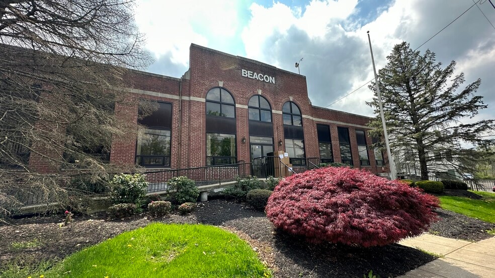 700 W 1st St, Birdsboro, PA for lease - Building Photo - Image 3 of 17