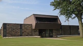 More details for 803 W College Ave, Waukesha, WI - Industrial for Sale
