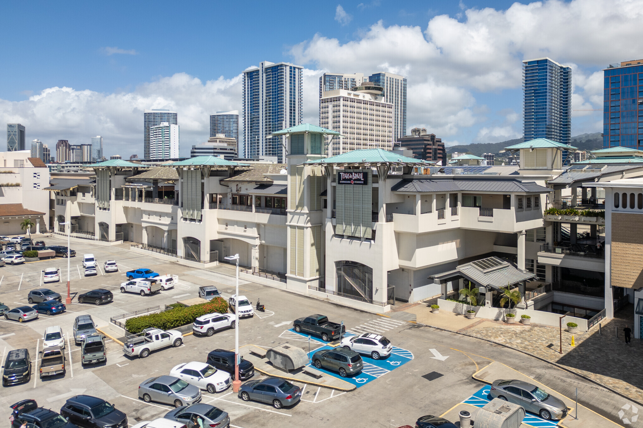 1450 Ala Moana Blvd, Honolulu, HI for lease Primary Photo- Image 1 of 2