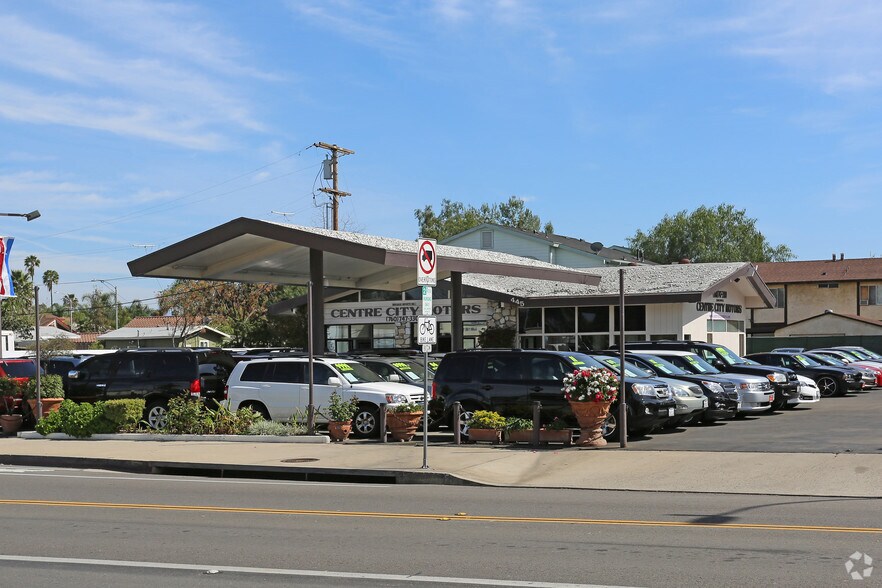 445 W 9th Ave, Escondido, CA for sale - Primary Photo - Image 1 of 1