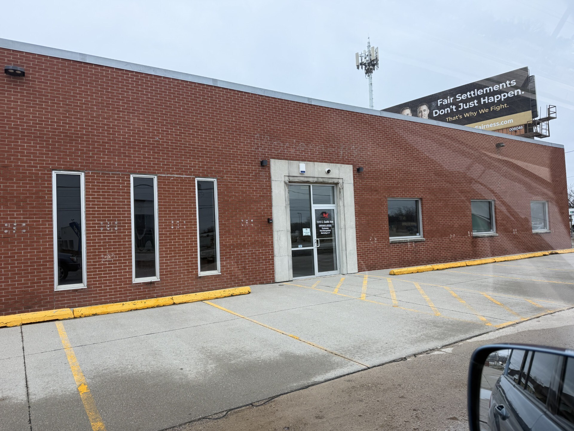 1515 E Euclid Ave, Des Moines, IA à vendre Photo du bâtiment- Image 1 de 5