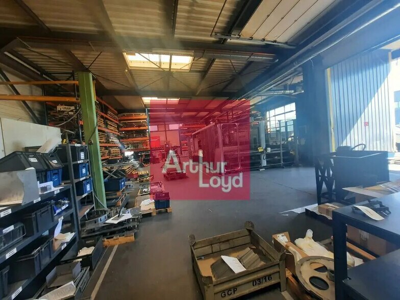 Office in Clermont-Ferrand for lease - Interior Photo - Image 2 of 9