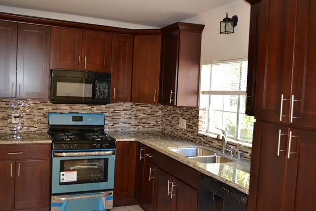 4533 Saturn St, Los Angeles, CA à vendre - Photo du bâtiment - Image 3 de 15