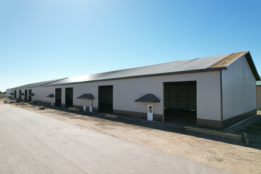 159 W Prospect St, Harrisburg, SD for lease - Building Photo - Image 1 of 3