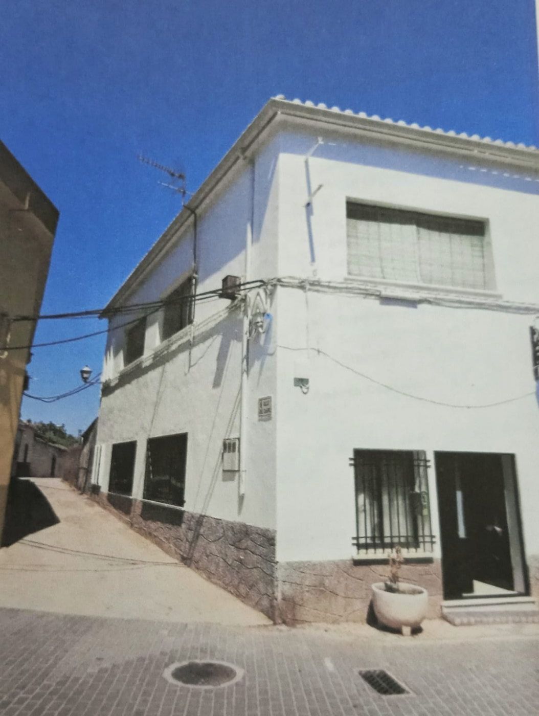 Retail in Torre de Santa María for sale Building Photo- Image 1 of 13
