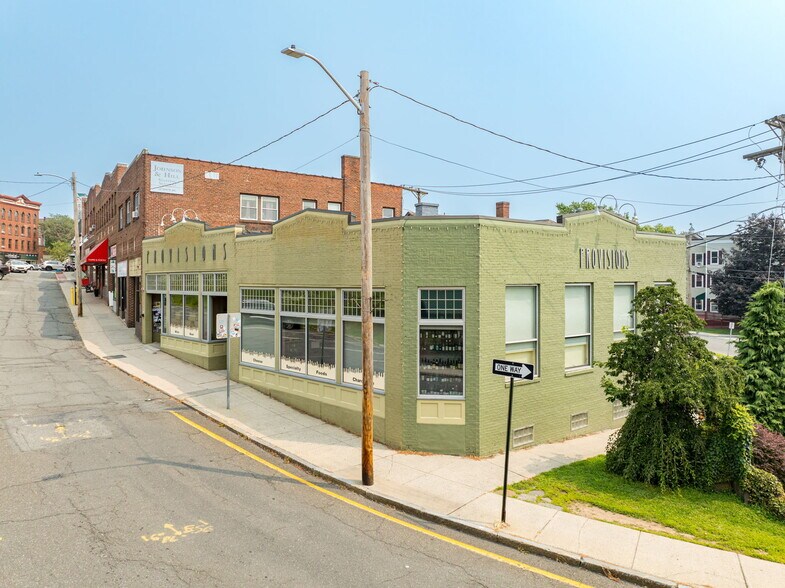 30 Crafts Ave, Northampton, MA à louer - Photo du bâtiment - Image 2 de 11