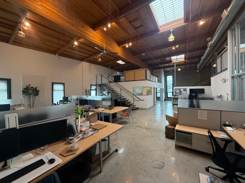 610 E Franklin Ave, El Segundo, CA for lease - Interior Photo - Image 2 of 25