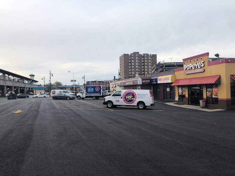 237-251 Market St, Paterson, NJ for lease - Building Photo - Image 3 of 36