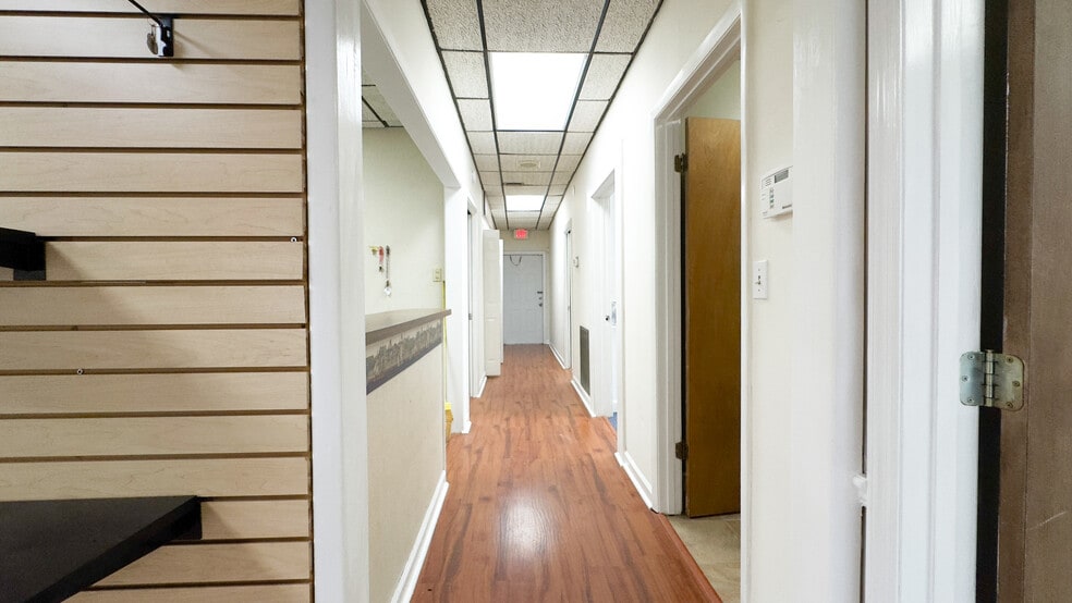 3612 5th Ave N, Saint Petersburg, FL for lease - Interior Photo - Image 2 of 17