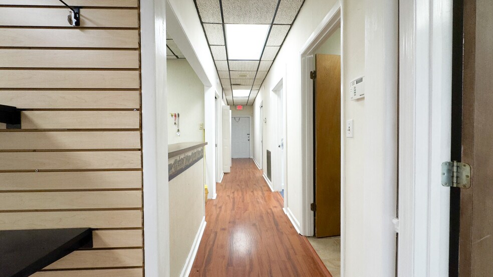 3612 5th Ave N, Saint Petersburg, FL à louer - Photo intérieure - Image 2 de 17