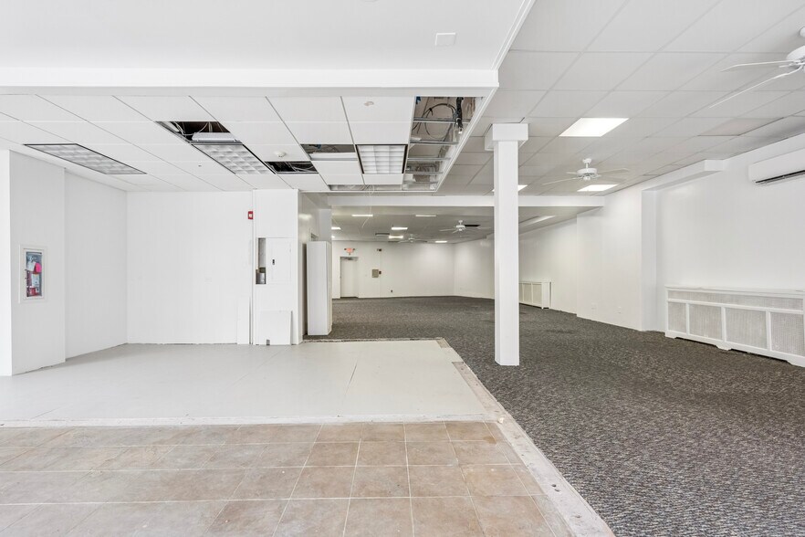 7167 Germantown Ave, Philadelphia, PA à louer - Photo intérieure - Image 3 de 7