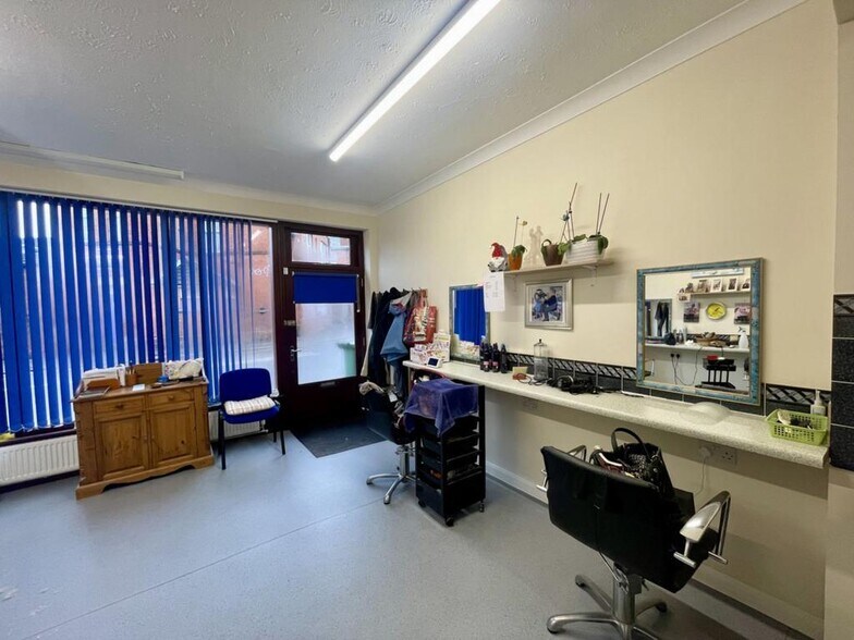 7 Black Bull Road, Folkestone à vendre - Photo du bâtiment - Image 2 de 14