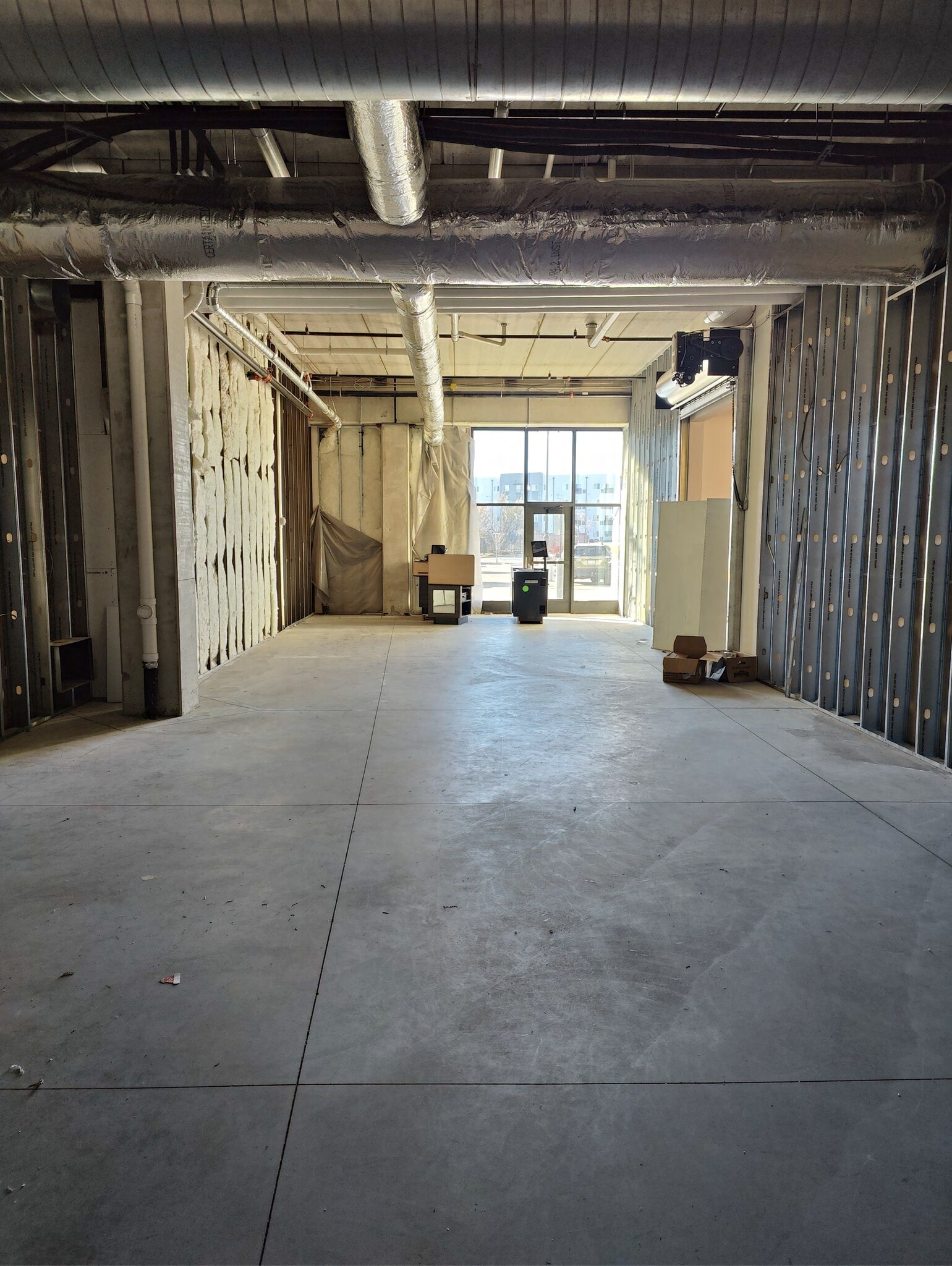 155 Jackson St, Oshkosh, WI for lease Interior Photo- Image 1 of 3