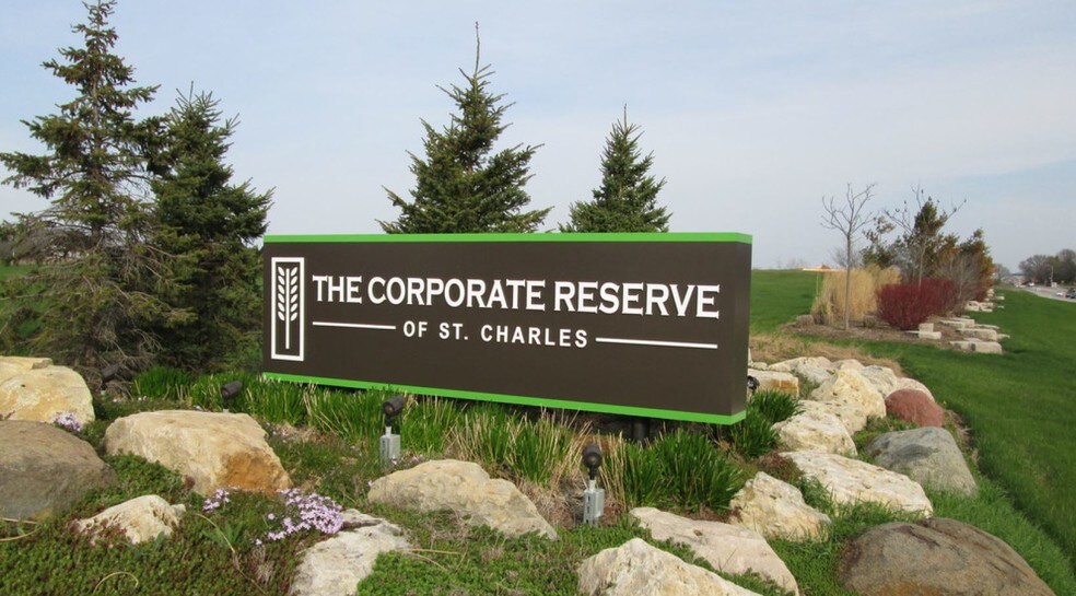 Saint Charles Development Opportunity portefeuille de 2 propriétés à vendre sur LoopNet.ca - Photo du bâtiment - Image 2 de 2