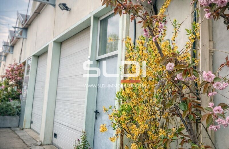 195-199 Avenue Francis De Pressensé, Vénissieux à louer - Photo du bâtiment - Image 3 de 7