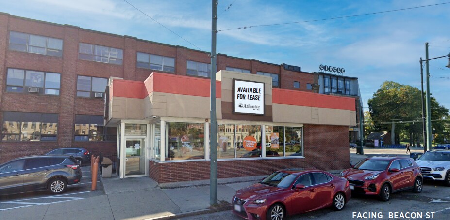 1955 Beacon St, Brighton, MA à louer - Photo du bâtiment - Image 3 de 5