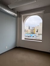 913-919 Pacific Ave, Tacoma, WA for lease Interior Photo- Image 1 of 7
