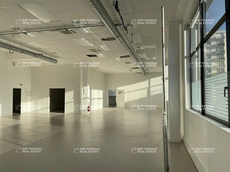 80-84 Rue Des Meuniers, Bagneux for lease - Building Photo - Image 3 of 19