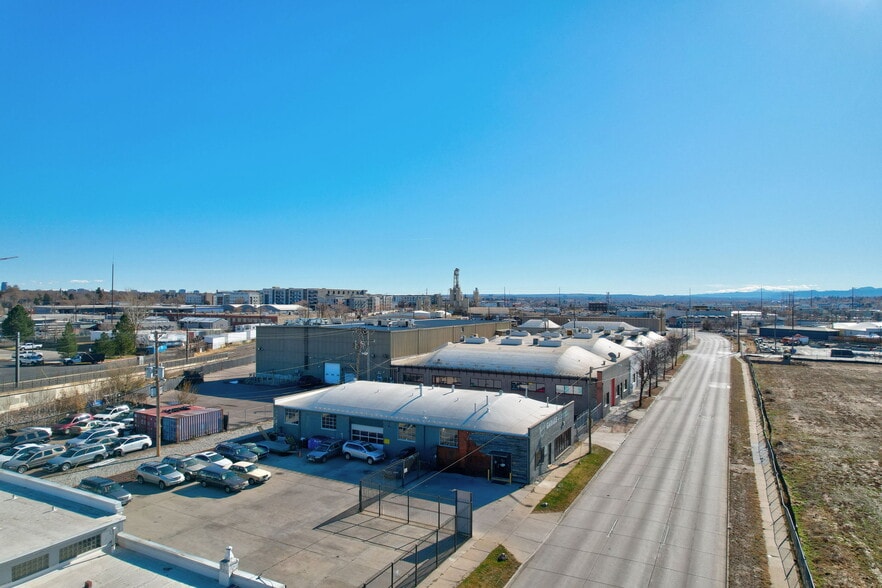 36 S Santa Fe Dr, Denver, CO à vendre - Photo du bâtiment - Image 1 de 12